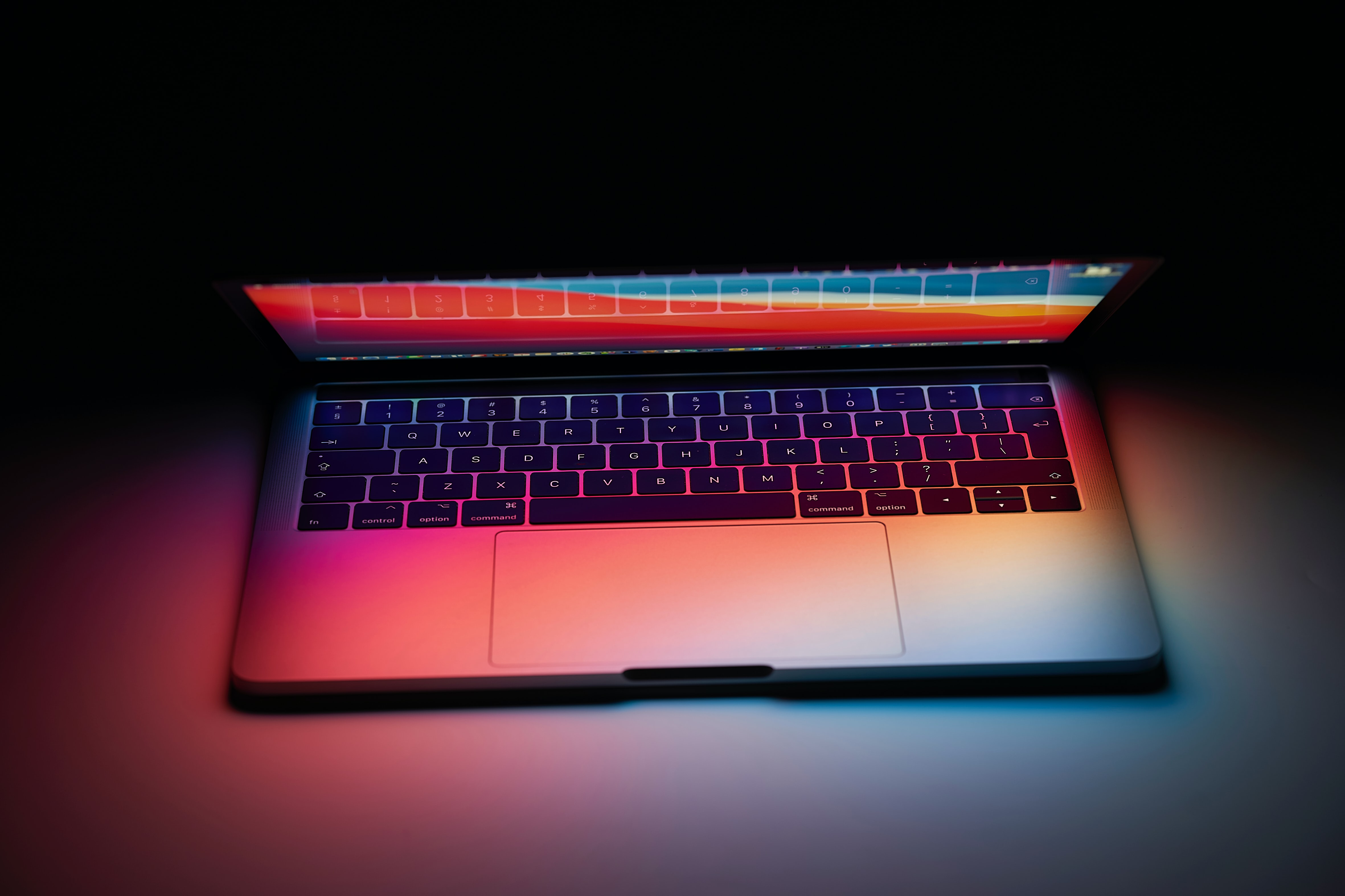 Seznamte se: Historie značky Apple v kostce