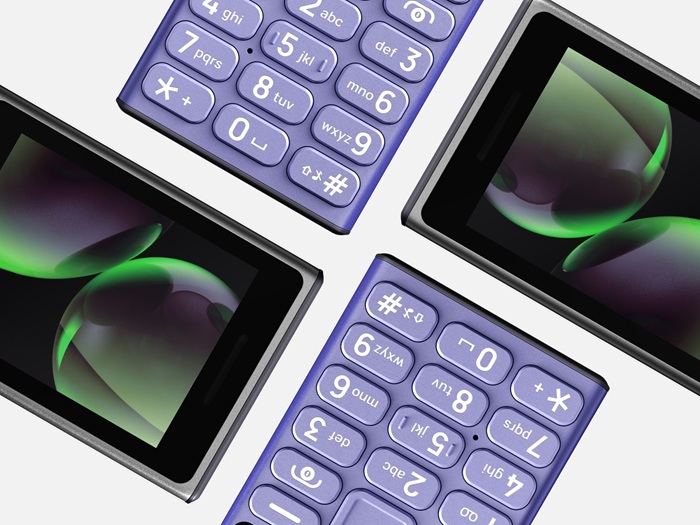 HMD Nokia 110 4G 2024 je moderní funkční telefon se stylovým designem a s podporou technologie Bluetooth a dlouhou výdrží baterie.