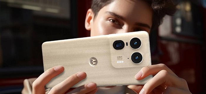 Motorola EDGE 50 Ultra má brilantní trojitou zadní foto soustavu