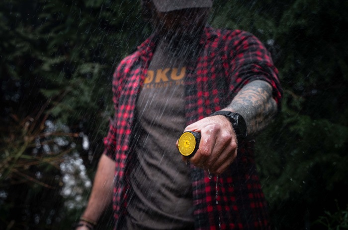 Minimalistický Outdoor Bluetooth reproduktor Tactical StrikeBase AllTerrain vám poskytne dokonalý zvukový zážitek