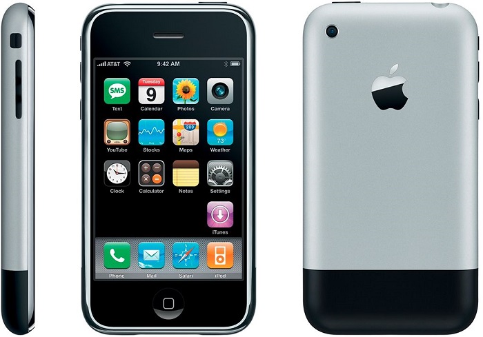 První mobilní telefon Apple iPhone 2G